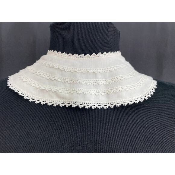 Vintage Detachable Muslin and Lace Collar, Cream - Picture 2 of 6